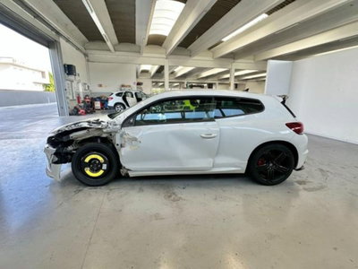 Volkswagen Scirocco 2.0 TSI R (4)