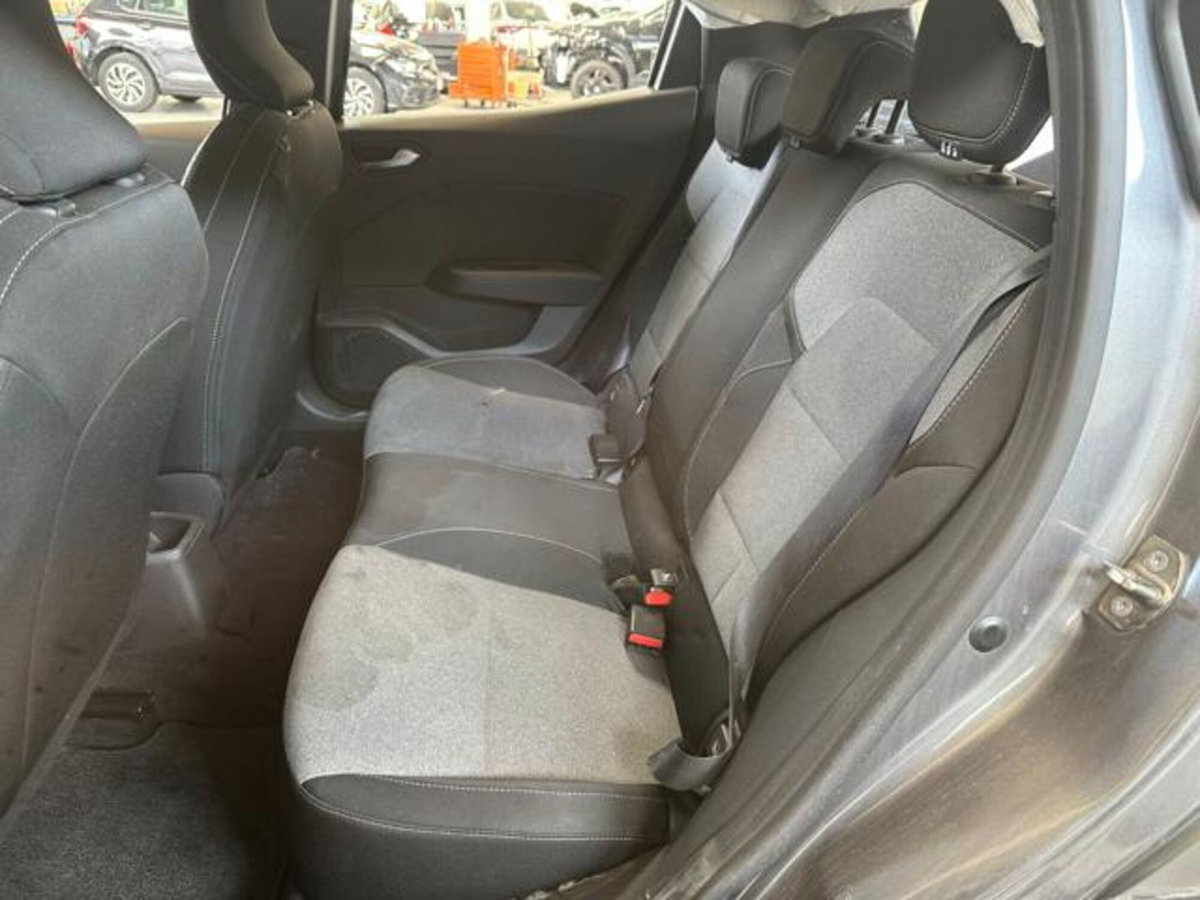 Renault Clio 1.0 tce Evolution 90cv (14)