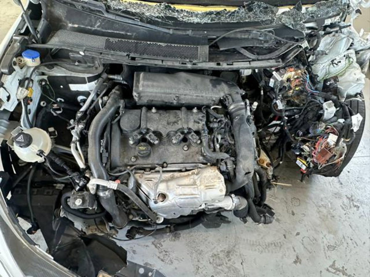 Ds DS 7 1.6 e-tense phev Bastille Business 225cv auto (10)