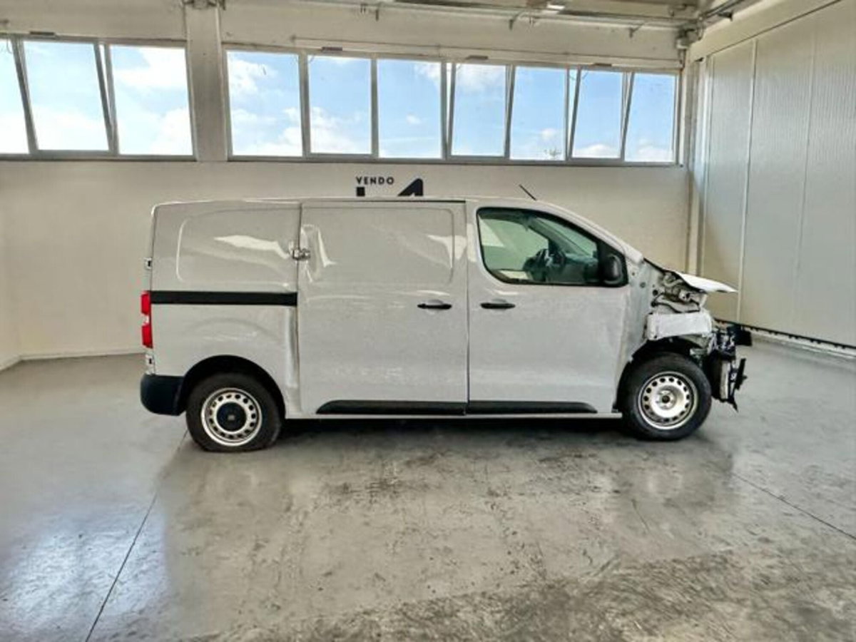 Fiat Scudo Furgone 2.0 BlueHDi 145CV AT8 PL-TN Furgone Lounge (8)