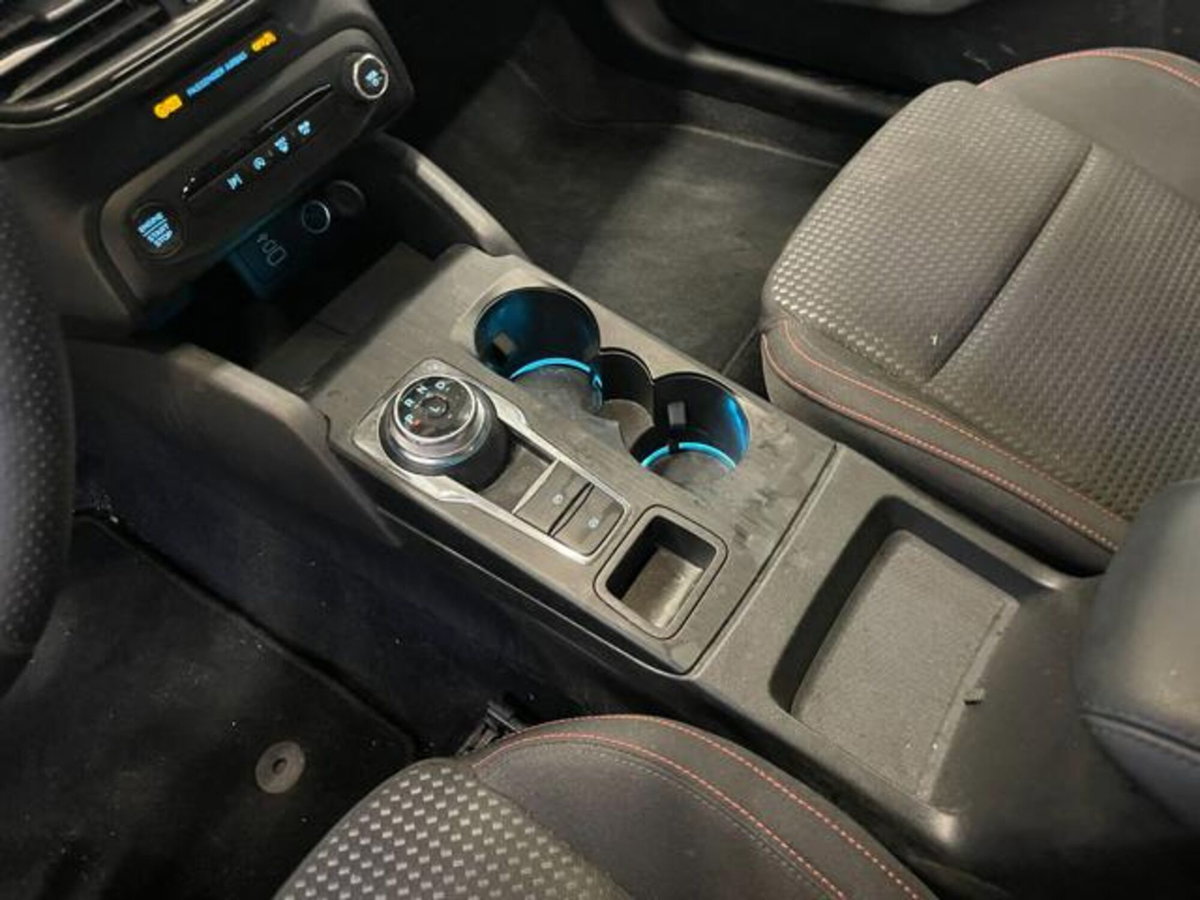 Ford Focus 1.5 EcoBlue 115 CV automatico 5p. ST-Line Style (18)