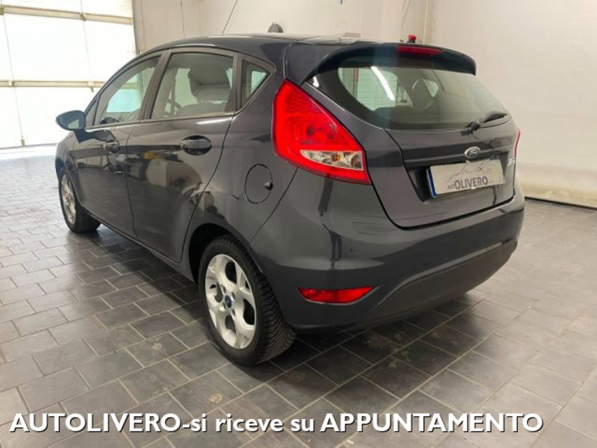 Ford Fiesta 1.2 82 CV 5 porte Titanium (3)