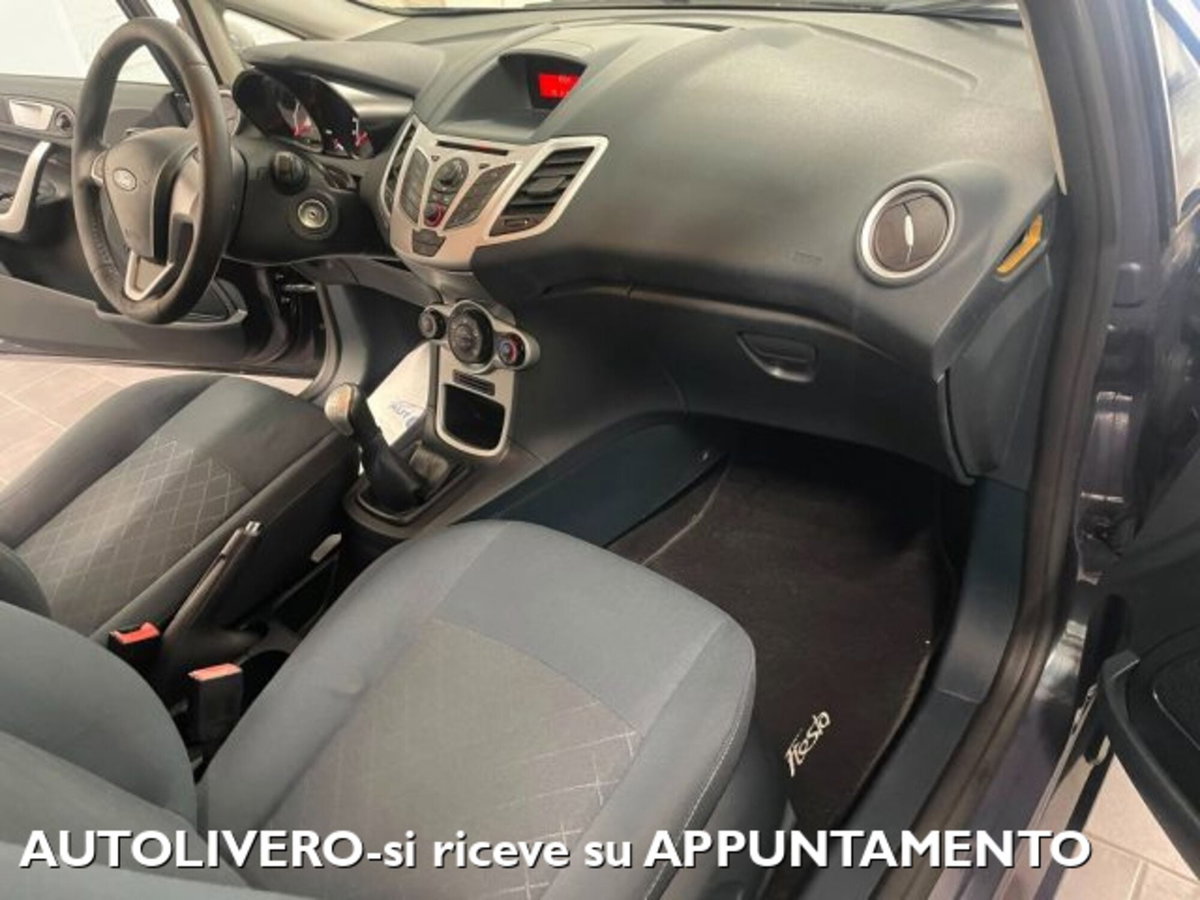 Ford Fiesta 1.2 82 CV 5 porte Titanium (7)