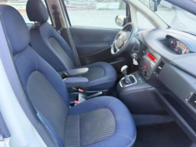Lancia Musa 1.4 Platino Ecochic GPL (15)