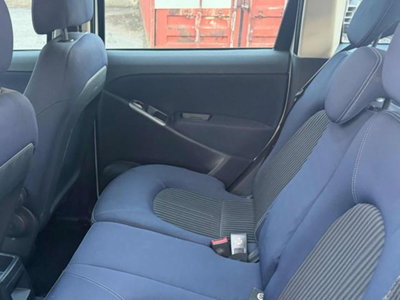 Lancia Musa 1.4 Platino Ecochic GPL (4)