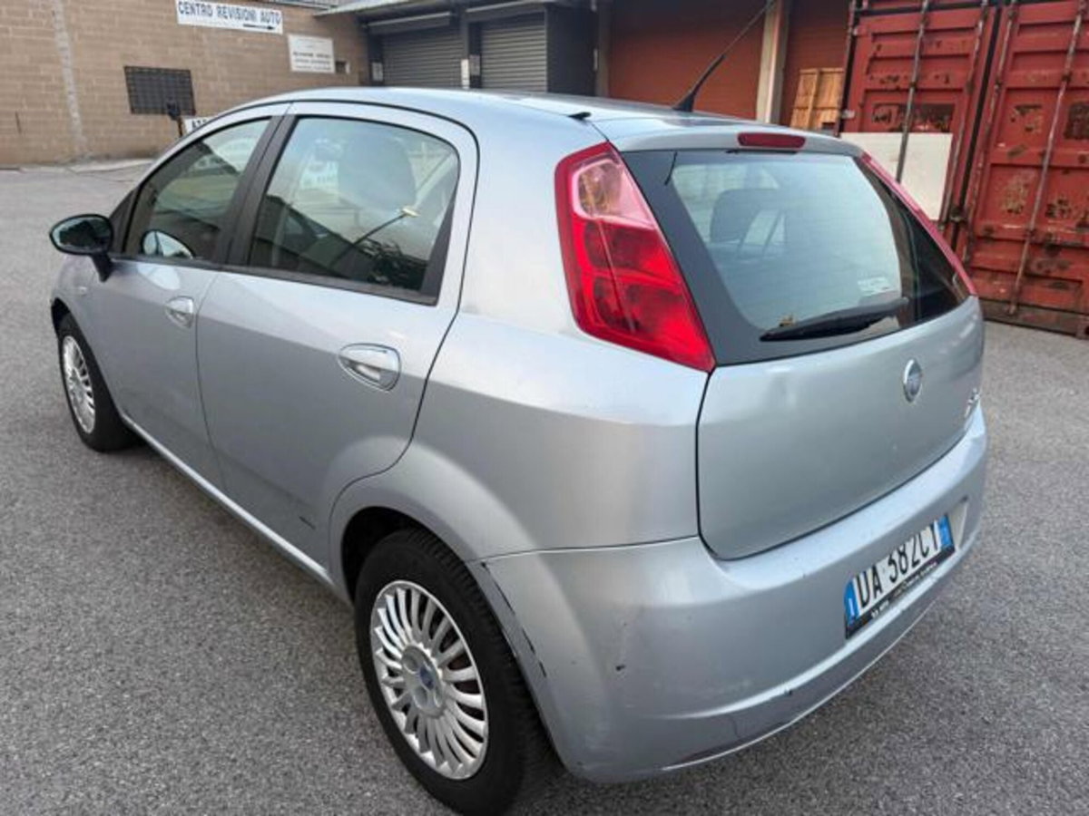 Fiat Grande Punto 1.2 5 porte Dynamic (10)