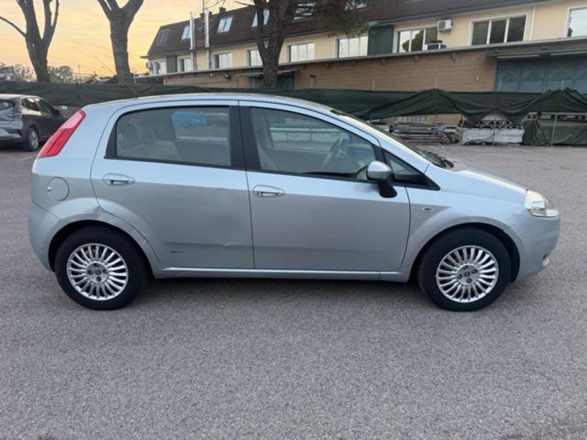 Fiat Grande Punto 1.2 5 porte Dynamic (7)