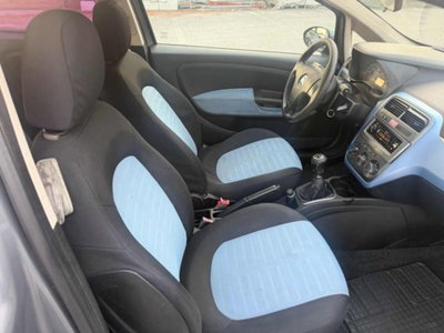Fiat Grande Punto 1.2 3 porte (4)