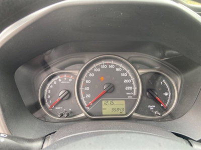 Toyota Yaris 1.0 5 porte Cool (15)