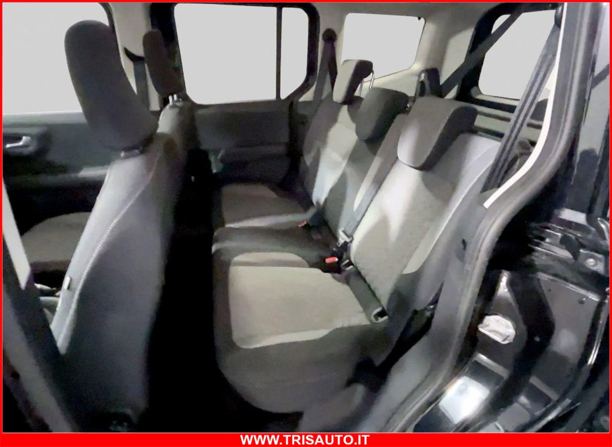 Ford Tourneo Courier 1.0 EcoBoost 100 CV Titanium (7)