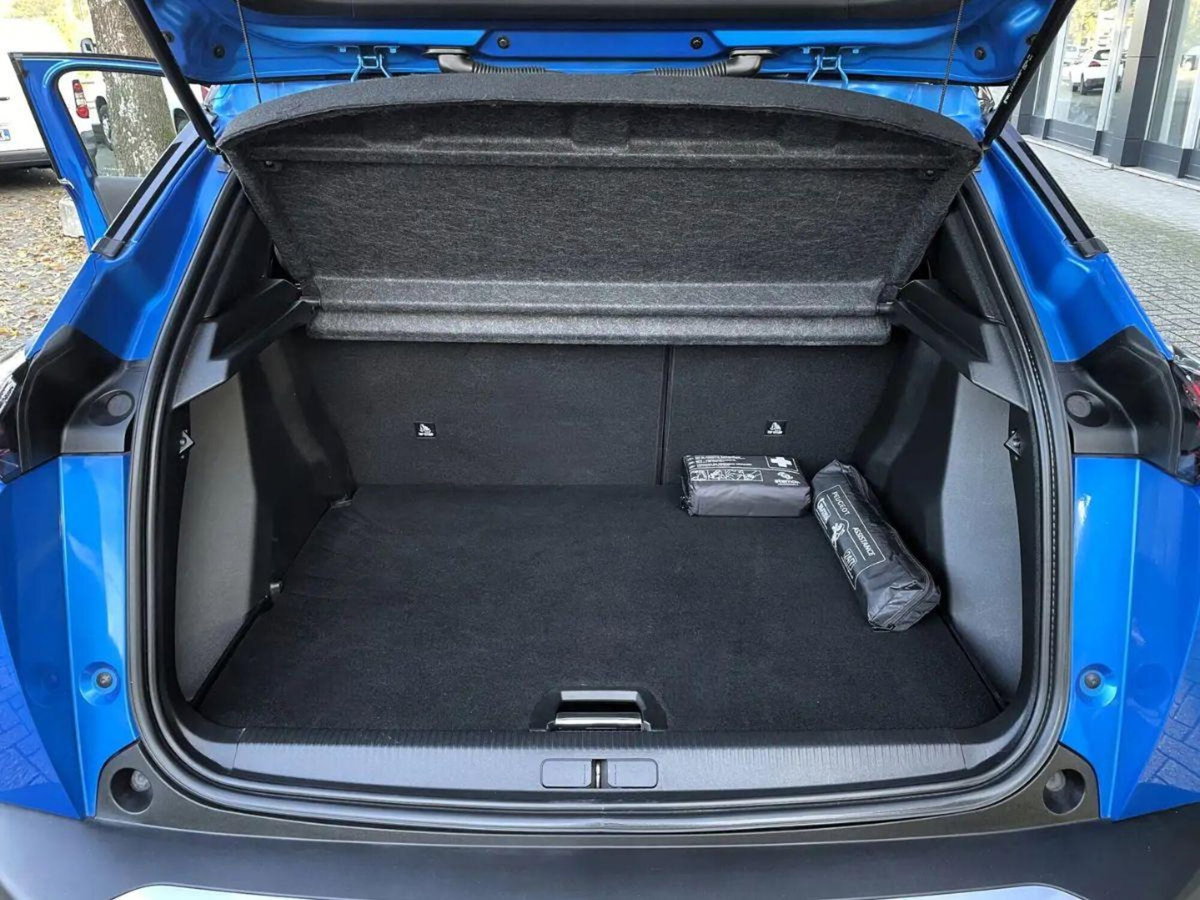Peugeot 2008 BlueHDi 110 S&S Allure Pack (18)