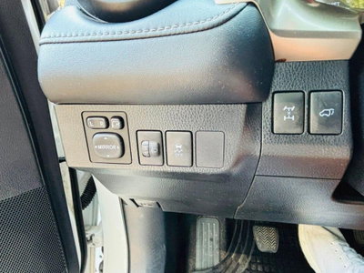 Toyota Rav4 D-4D 4WD Style White Ed. (16)