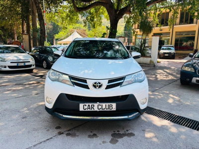 Toyota Rav4 D-4D 4WD Style White Ed. (2)