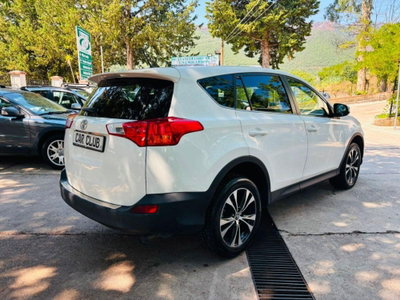 Toyota Rav4 D-4D 4WD Style White Ed. (5)