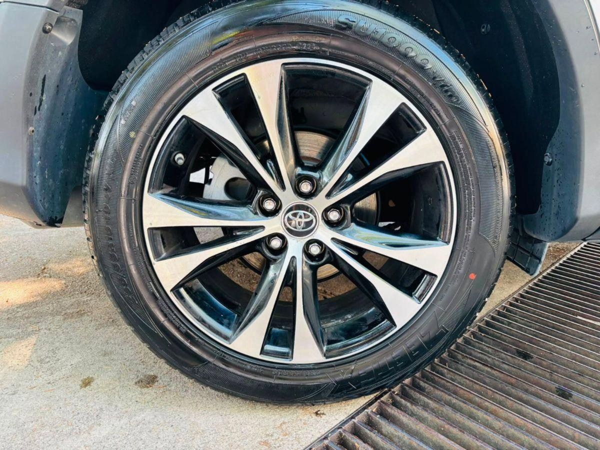 Toyota Rav4 D-4D 4WD Style White Ed. (6)