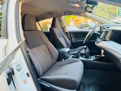 Toyota Rav4 D-4D 4WD Style White Ed. (8)