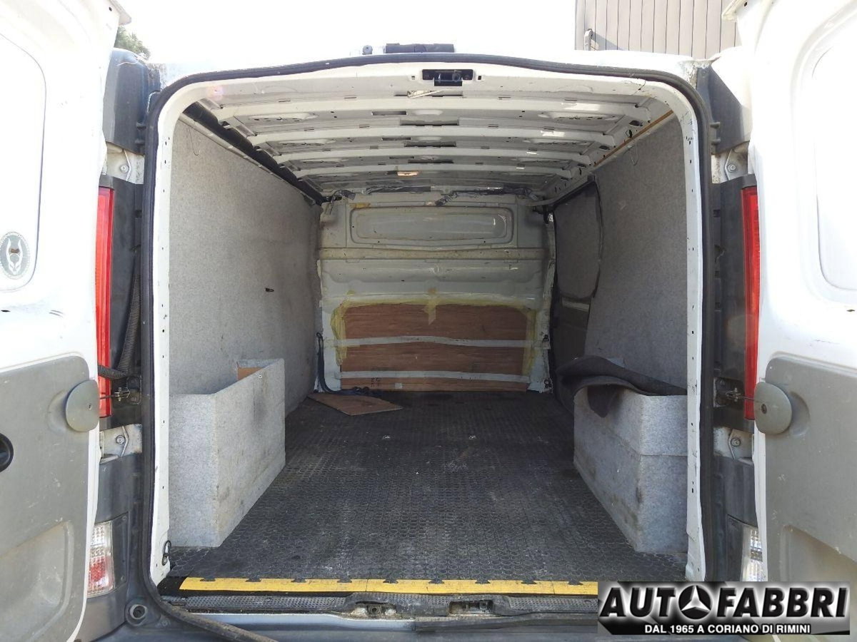 Renault Trafic Furgone 2.0 dCi/115 PC-TN Generation Limousine (10)