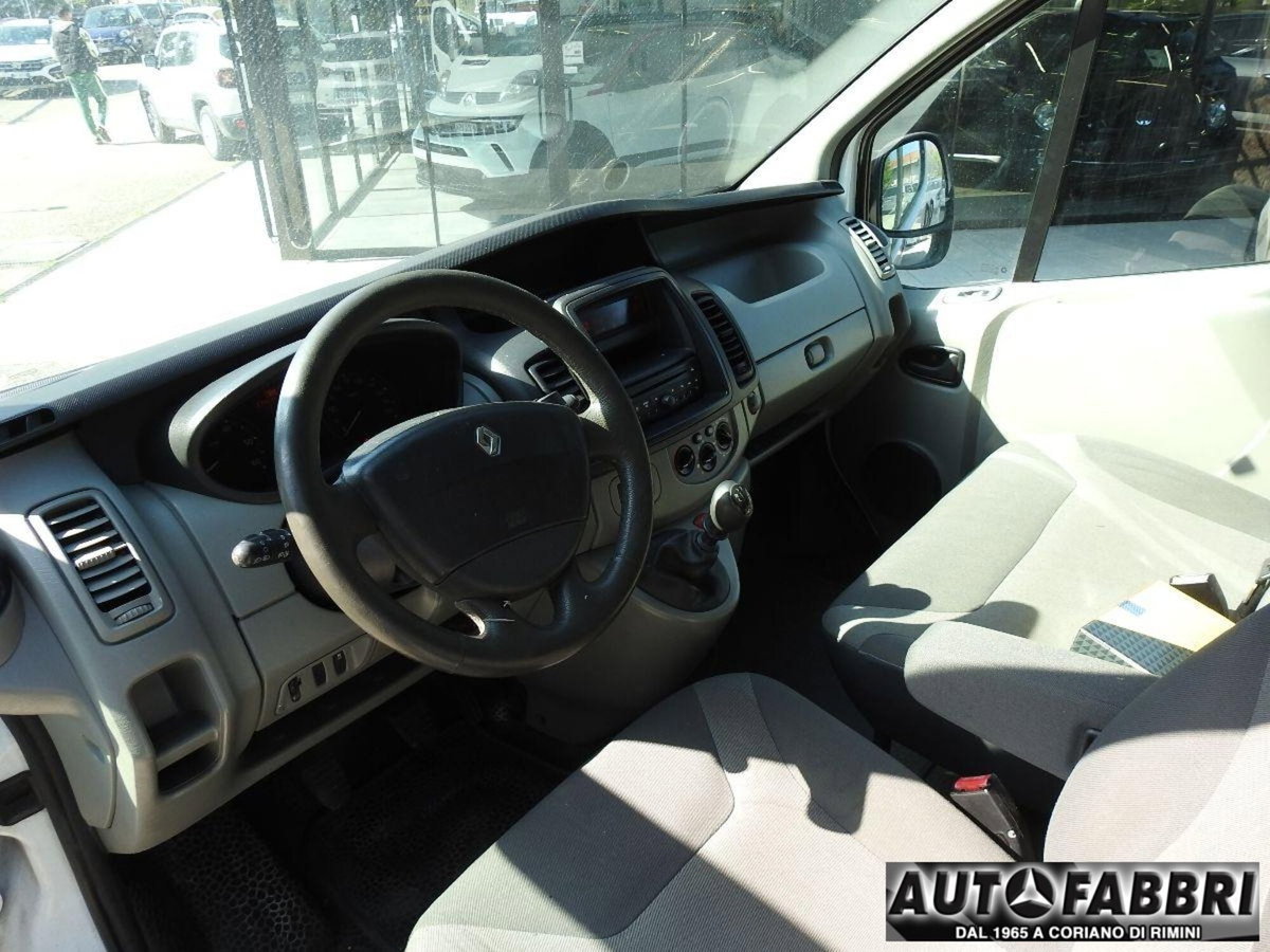 Renault Trafic Furgone 2.0 dCi/115 PC-TN Generation Limousine (17)