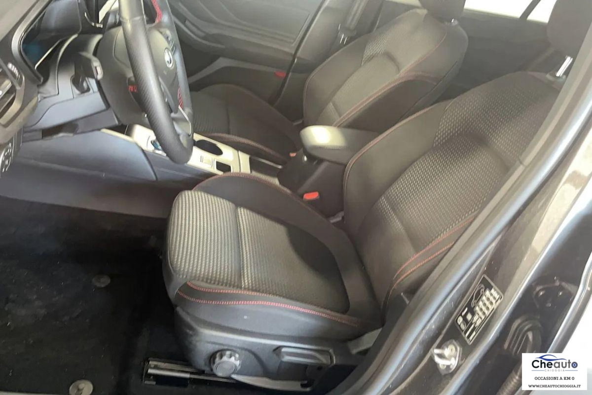 Ford Focus 1.5 ecoblue ST-Line X 115cv auto (10)