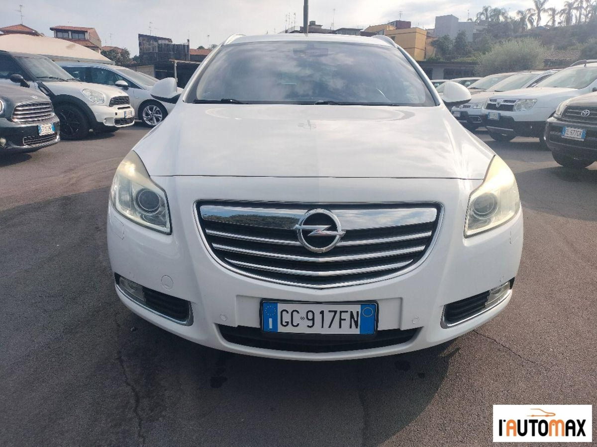 Opel Insignia Station Wagon CDTI 160CV Sports Elective (2)