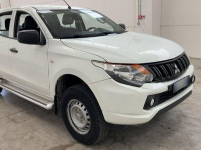 Mitsubishi L200 2.4 DI-D/154CV Double Cab Inform (4)