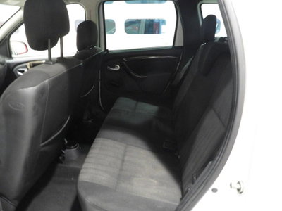 Dacia Duster 1.6 110CV 4x2 GPL Ambiance (11)