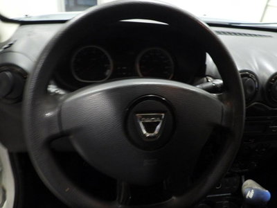 Dacia Duster 1.6 110CV 4x2 GPL Ambiance (8)