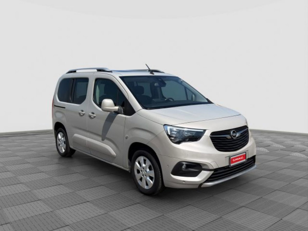 Opel Combo Life 1.5D 100 CV S&S Advance (7)