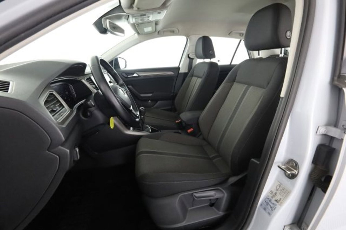 Volkswagen T-Roc 1.6 TDI SCR Style BlueMotion Technology (2)