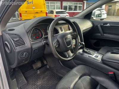 Audi Q7 3.0 V6 TDI 233CV quattro tiptronic (10)