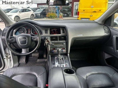 Audi Q7 3.0 V6 TDI 233CV quattro tiptronic (13)