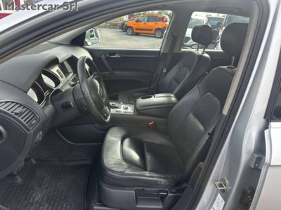 Audi Q7 3.0 V6 TDI 233CV quattro tiptronic (8)