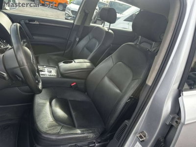 Audi Q7 3.0 V6 TDI 233CV quattro tiptronic (9)