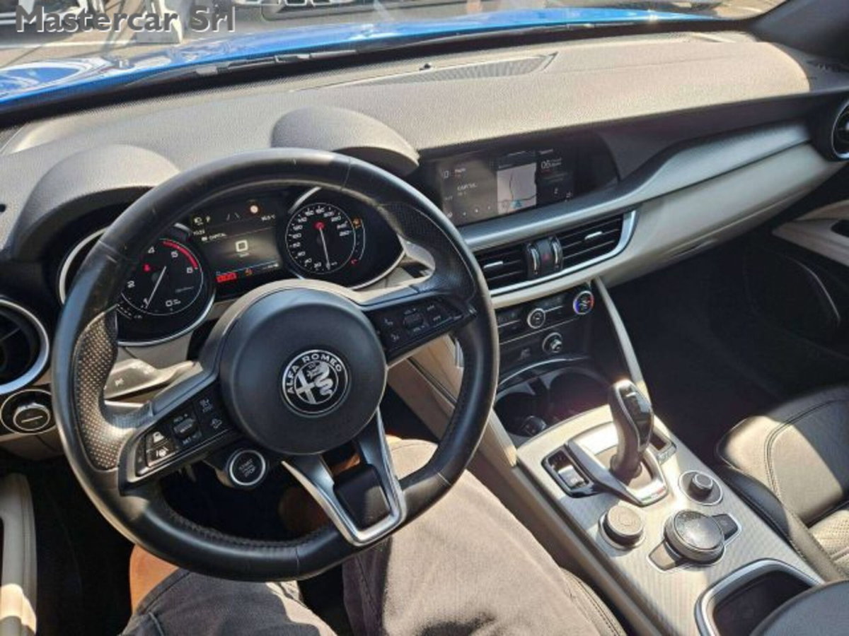 Alfa Romeo Stelvio 2.2 t Veloce Q4 210cv auto (11)