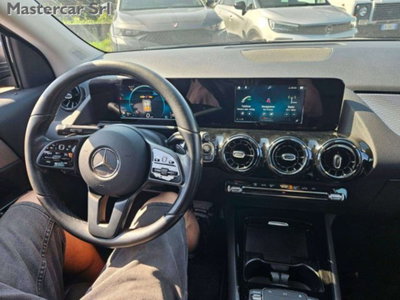 Mercedes-Benz GLA SUV 200 d Business Extra auto (11)
