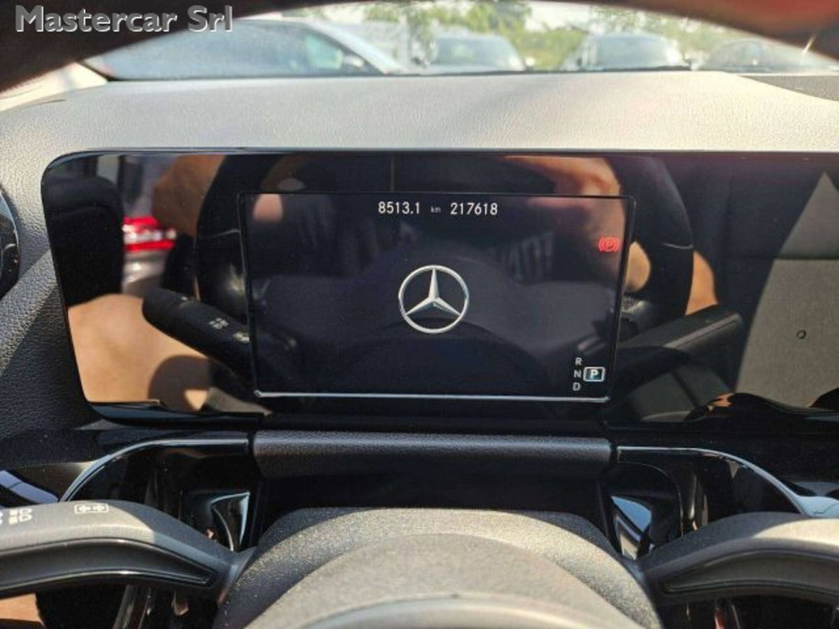 Mercedes-Benz GLA SUV 200 d Business Extra auto (13)