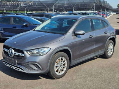Mercedes-Benz GLA SUV 200 d Business Extra auto (2)