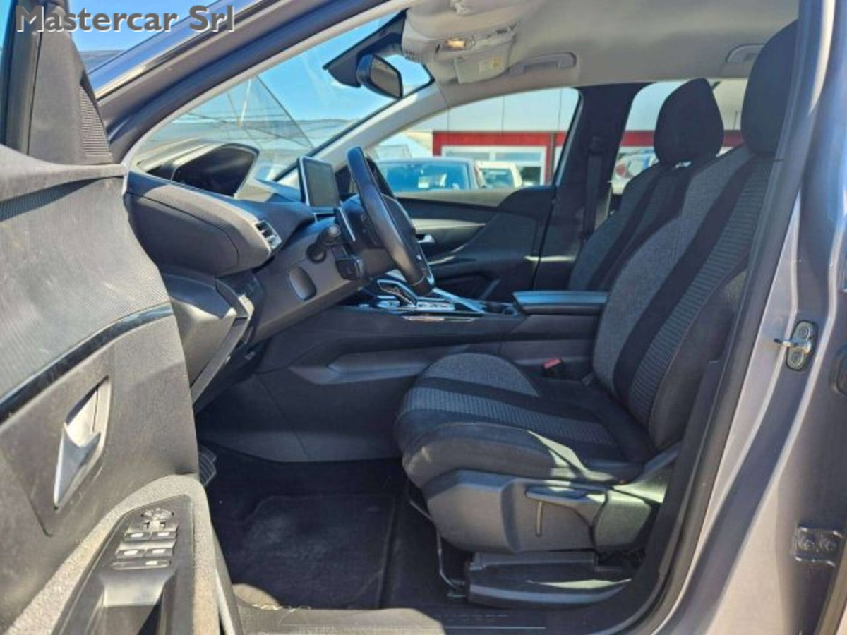 Peugeot 3008 BlueHDi 130 S&S Active Business (10)