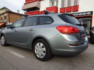 Opel Astra Station Wagon 1.4 Turbo 140CV Sports GPL Tech Cosmo (8)