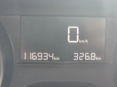 Peugeot 208 82 5 porte Allure (4)