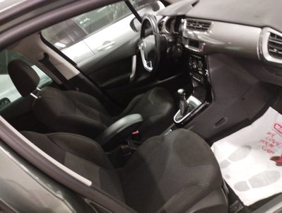 Citroen C3 1.4 HDi 70 Exclusive (10)