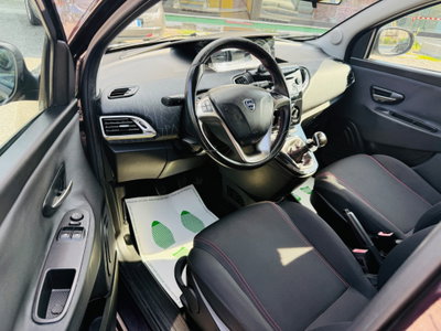 Lancia Ypsilon 0.9 TwinAir 85 CV 5 porte Metano Ecochic Elefantino (11)