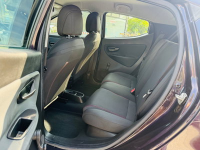Lancia Ypsilon 0.9 TwinAir 85 CV 5 porte Metano Ecochic Elefantino (17)