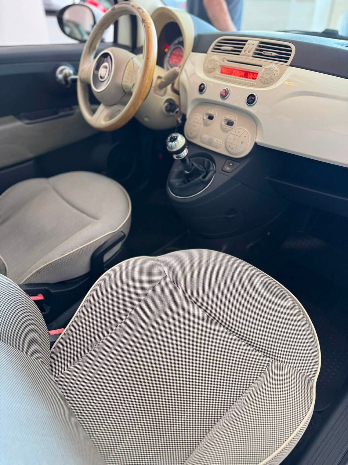 Fiat 500 1.2 Lounge (10)