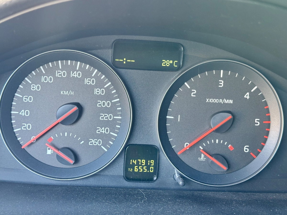Volvo V50 D4 Geartronic Momentum (7)