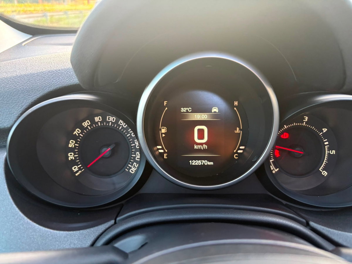 Fiat 500X 1.6 MultiJet 120 CV Cross Plus (14)