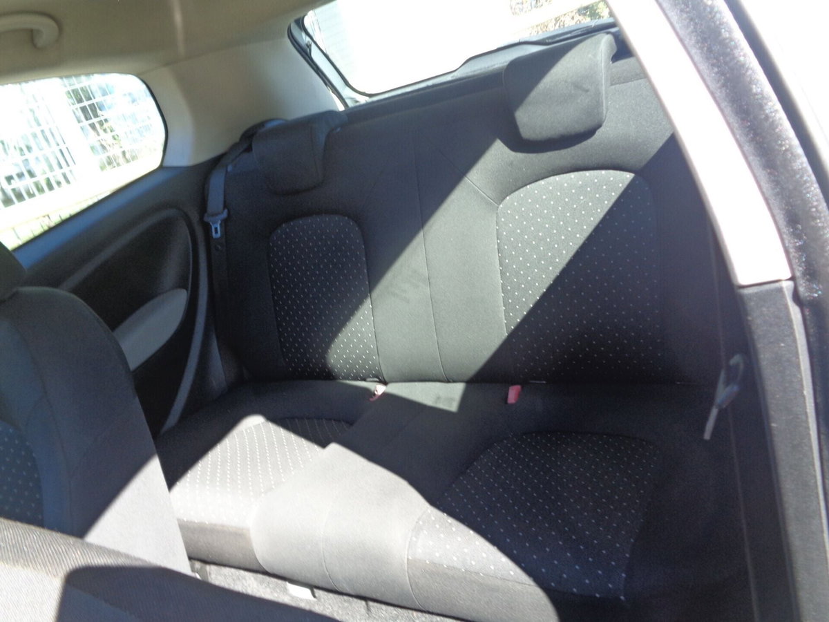 Fiat Grande Punto 1.3 MJT 75 CV 3 porte Dynamic (11)