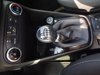 Ford Fiesta 1.5 TDCi 5 porte Titanium (12)