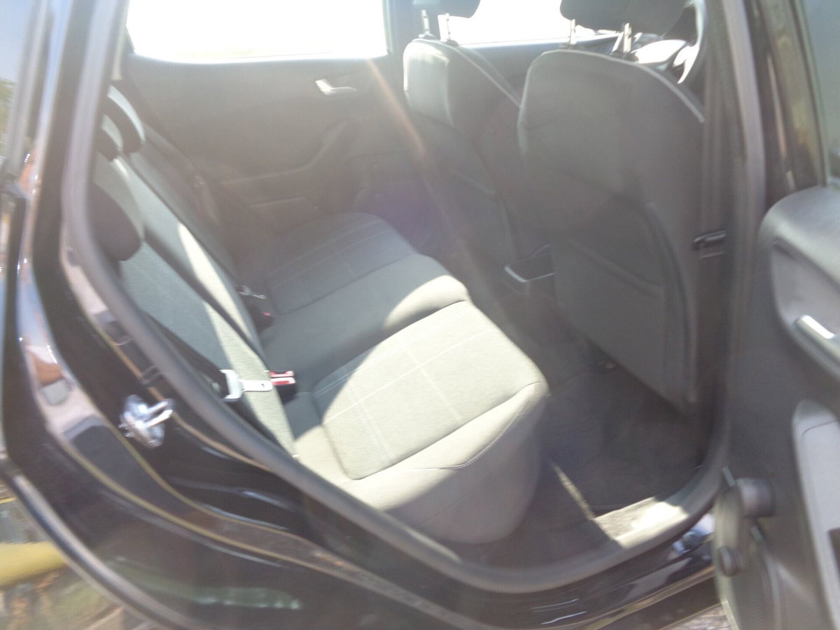 Ford Fiesta 1.5 TDCi 5 porte Titanium (20)