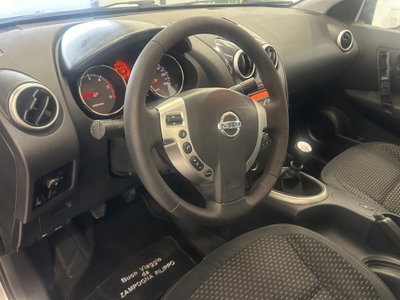 Nissan Qashqai 2.0 dCi DPF Tekna (11)